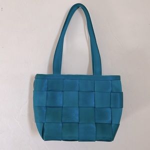 Harvey’s The Original Seat Belt Bag